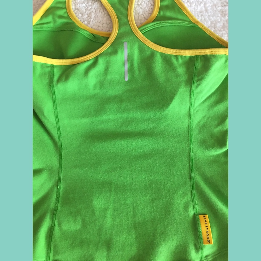 Nike Livestrong Sports Tank - Picture 4 of 5